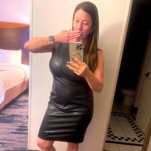 Meet your Posher, Jeanne